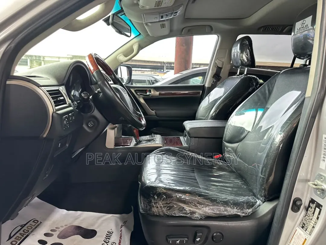 Lexus GX 2011 Silver