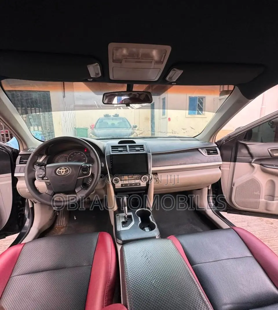 Toyota Camry LE 4dr Sedan (2.5L 4cyl 6A) 2013 Black
