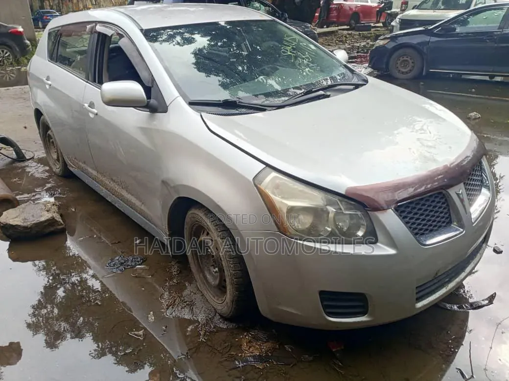 Pontiac Vibe 2009 Silver