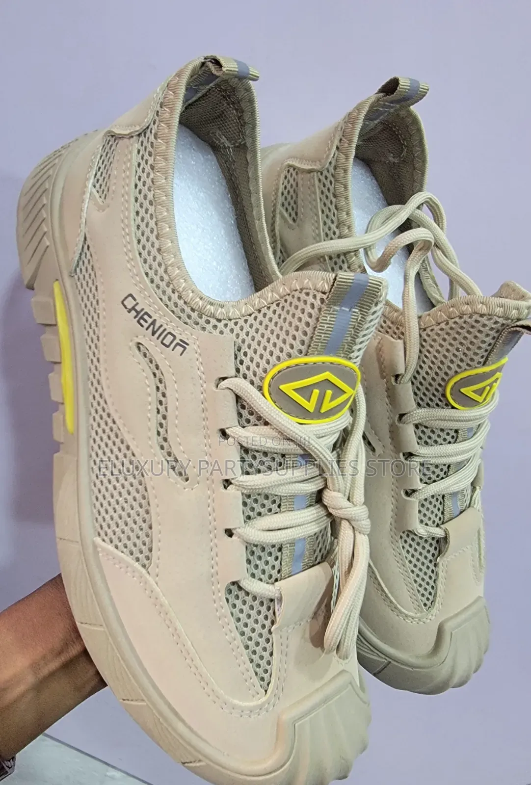 Unisex Sneakers