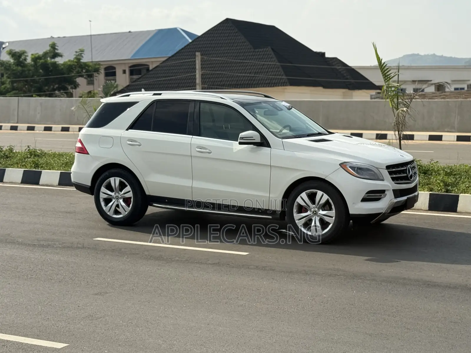 Mercedes-Benz M Class ML 350 4Matic 2013 White