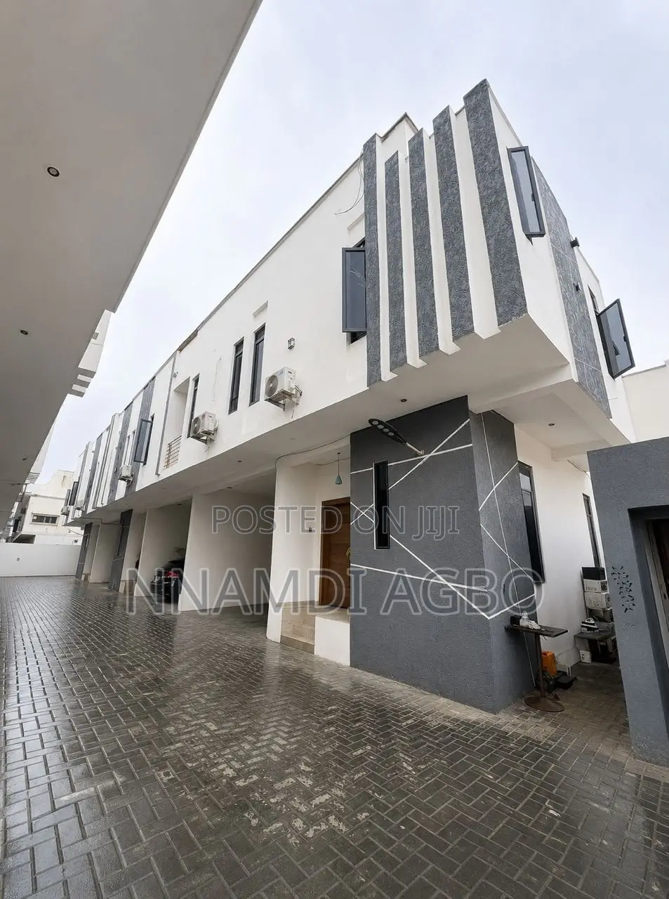 3bdrm Duplex in Lafiaji for rent