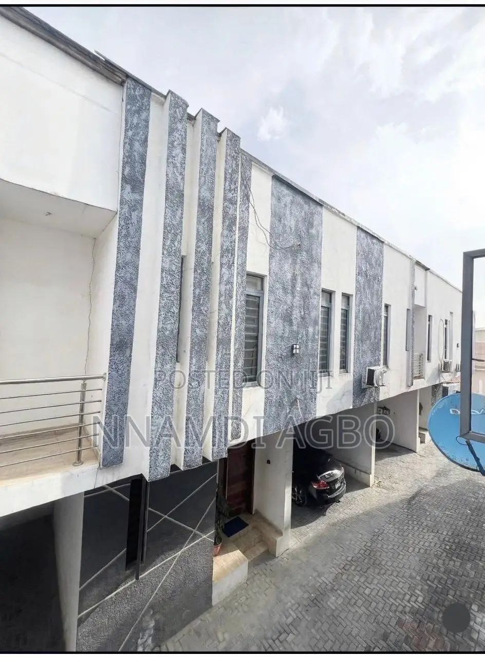 3bdrm Duplex in Lafiaji for rent