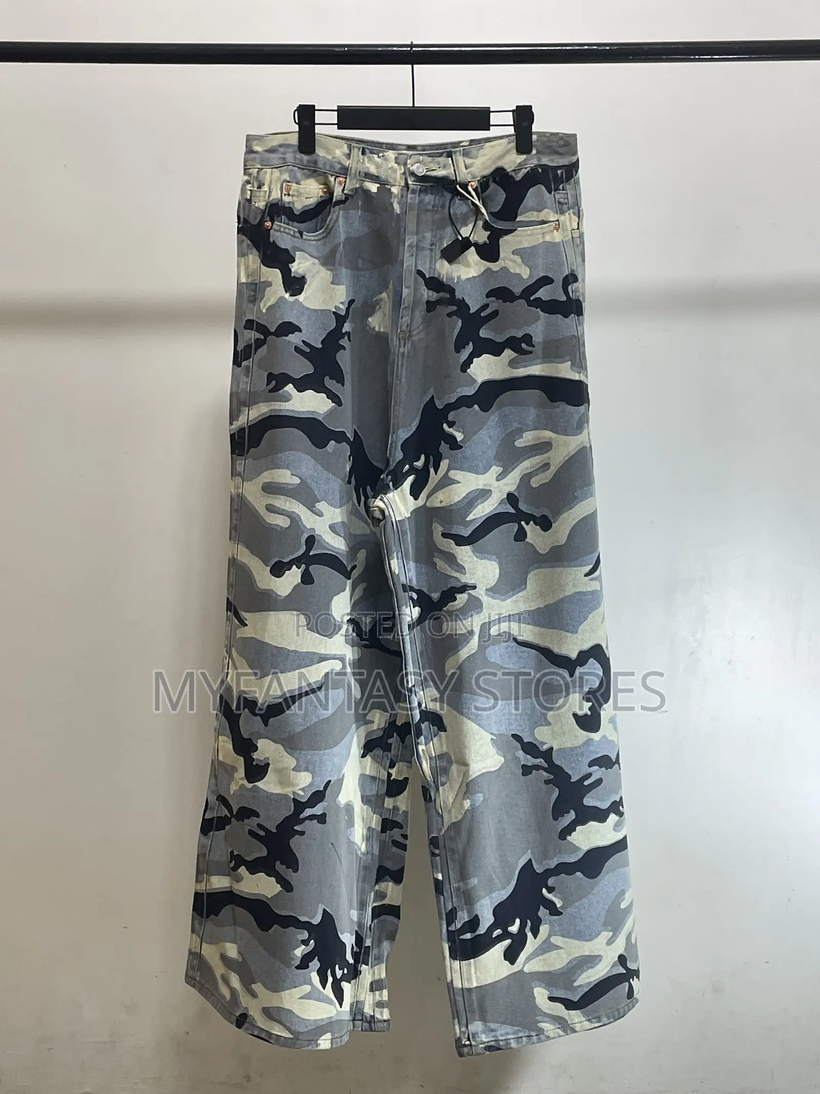 Vetements Camouflage Baggy Denim Jean