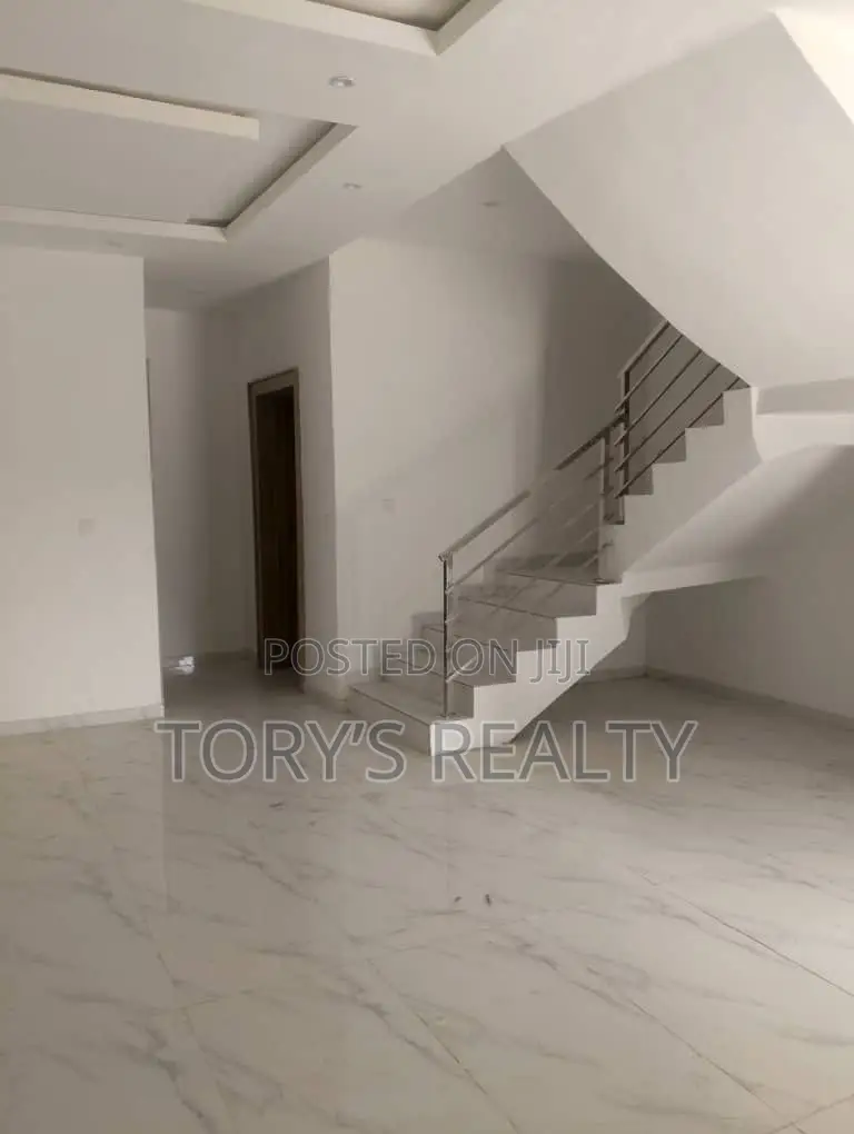 4bdrm Duplex in Abraham Adesanya Estate for rent