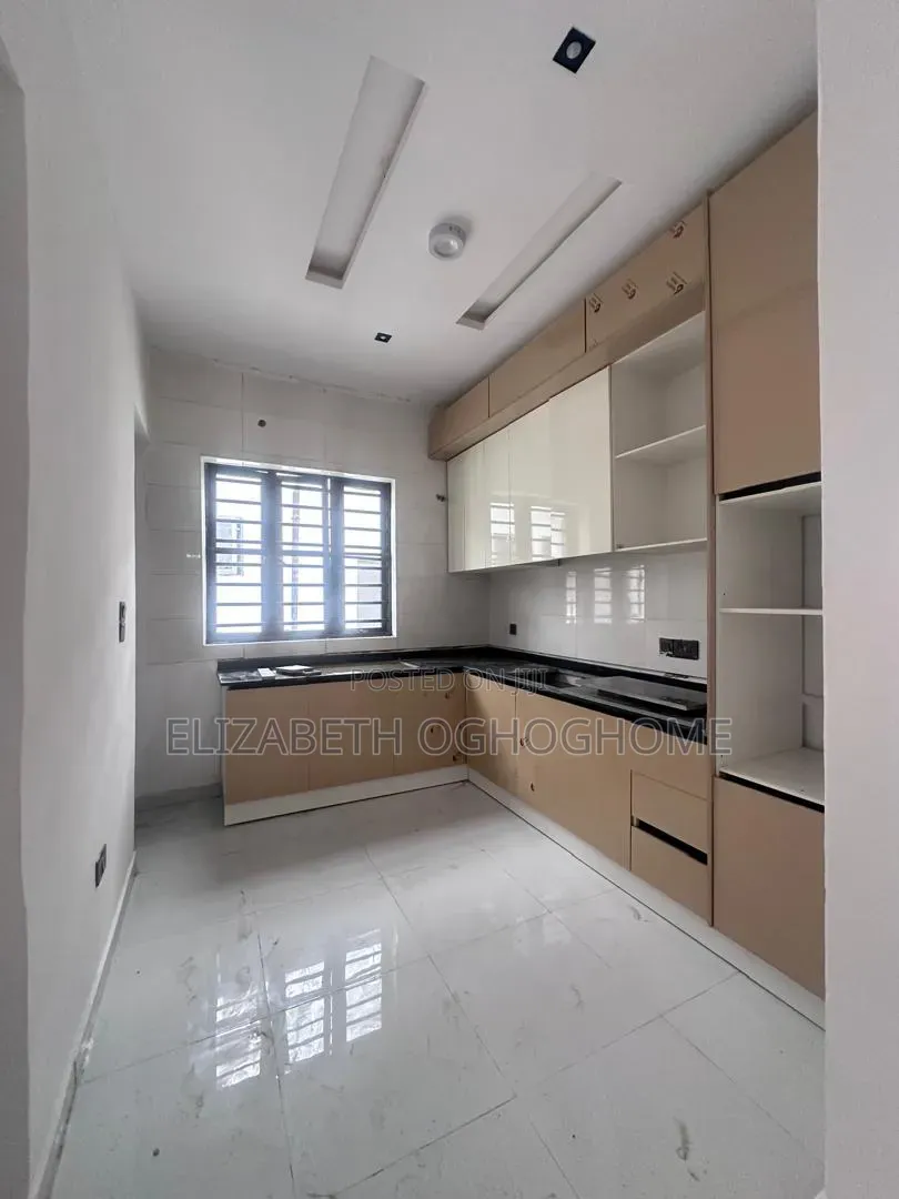 2bdrm Apartment in VGC / Ajah for sale