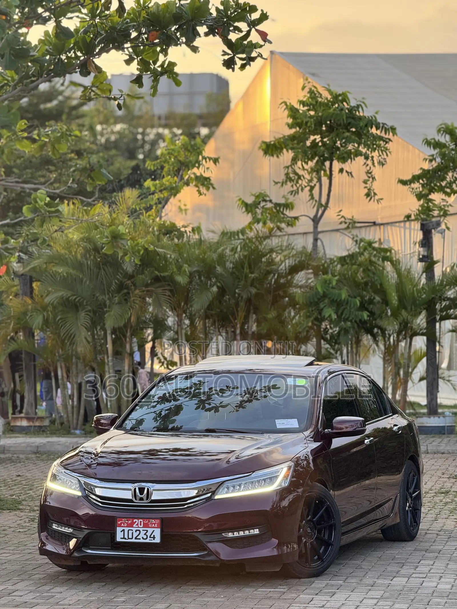 Honda Accord Touring V6 4dr Sedan FWD (3.5L 6cyl 6A) 2017 Red
