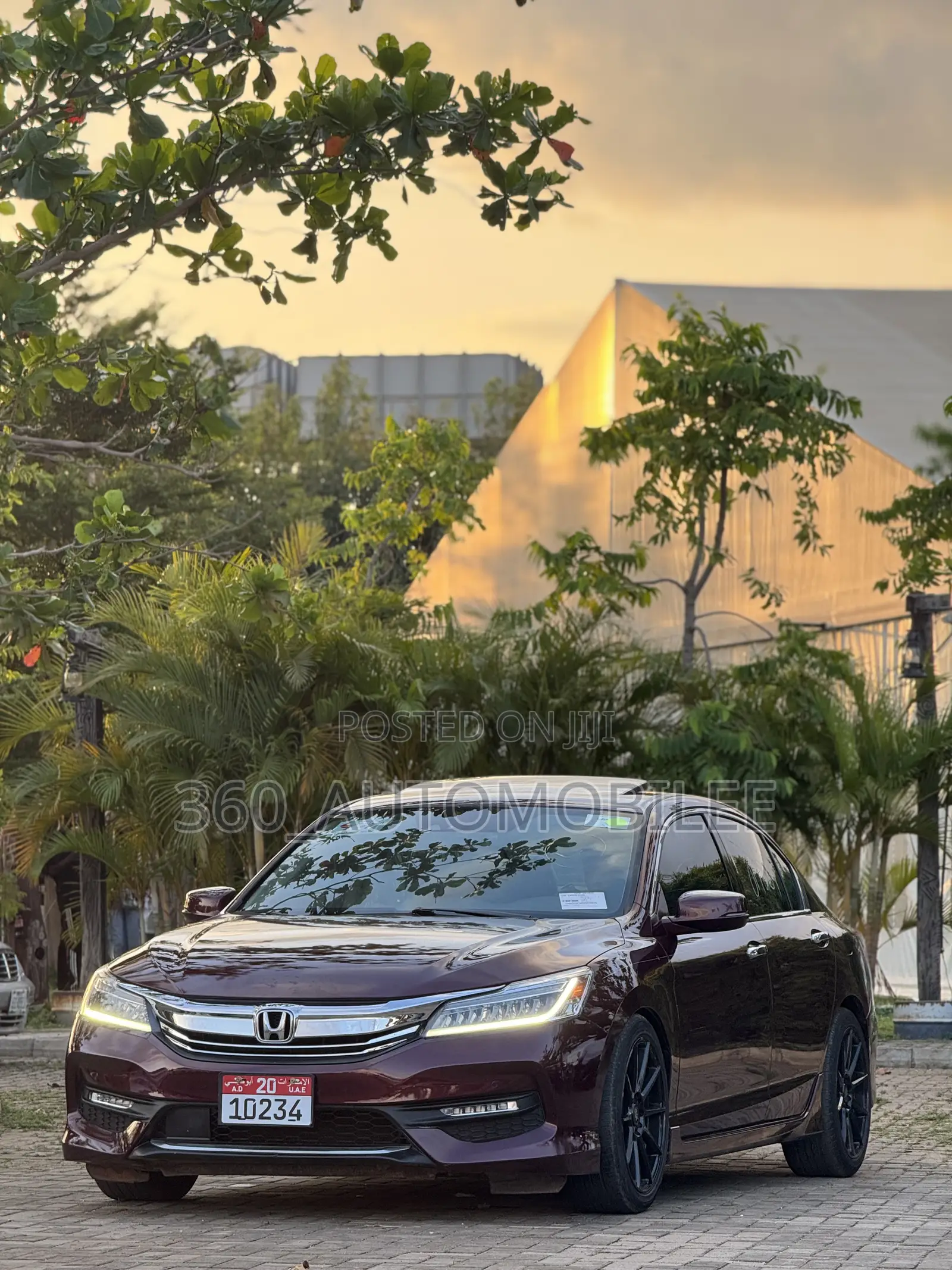 Honda Accord Touring V6 4dr Sedan FWD (3.5L 6cyl 6A) 2017 Red