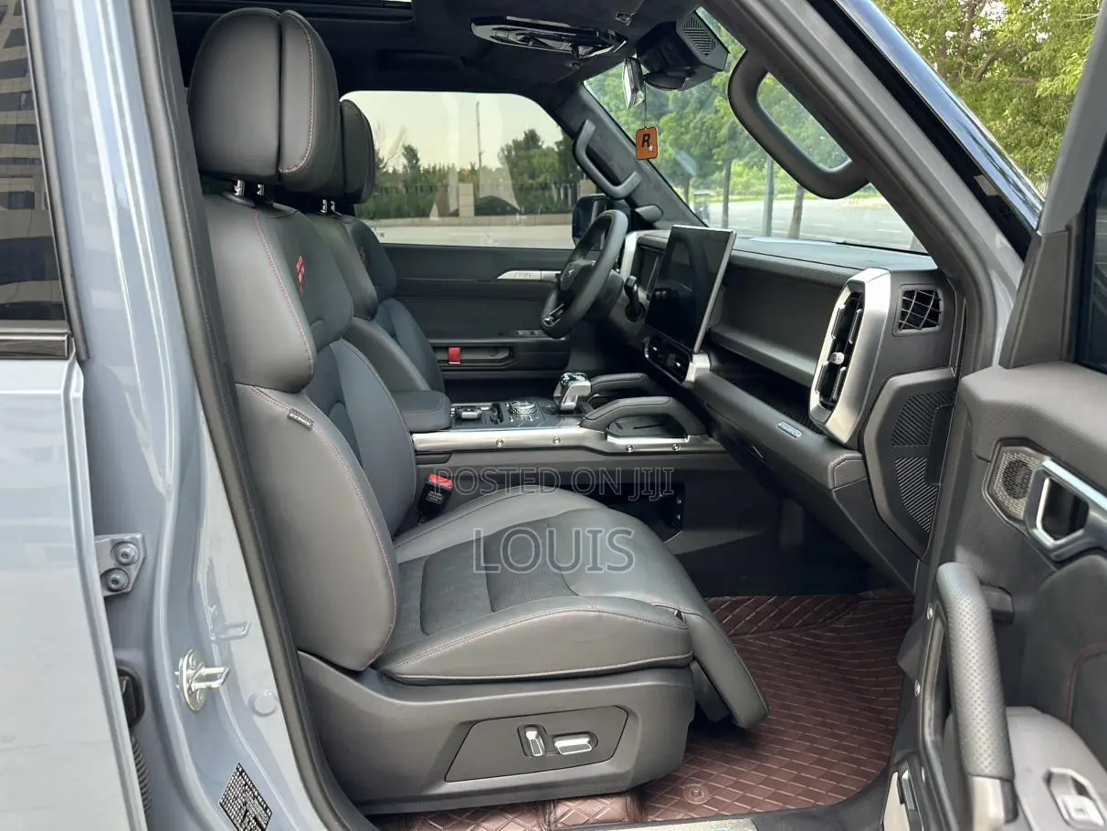 Jetour T2 i-DM 2024 Gray