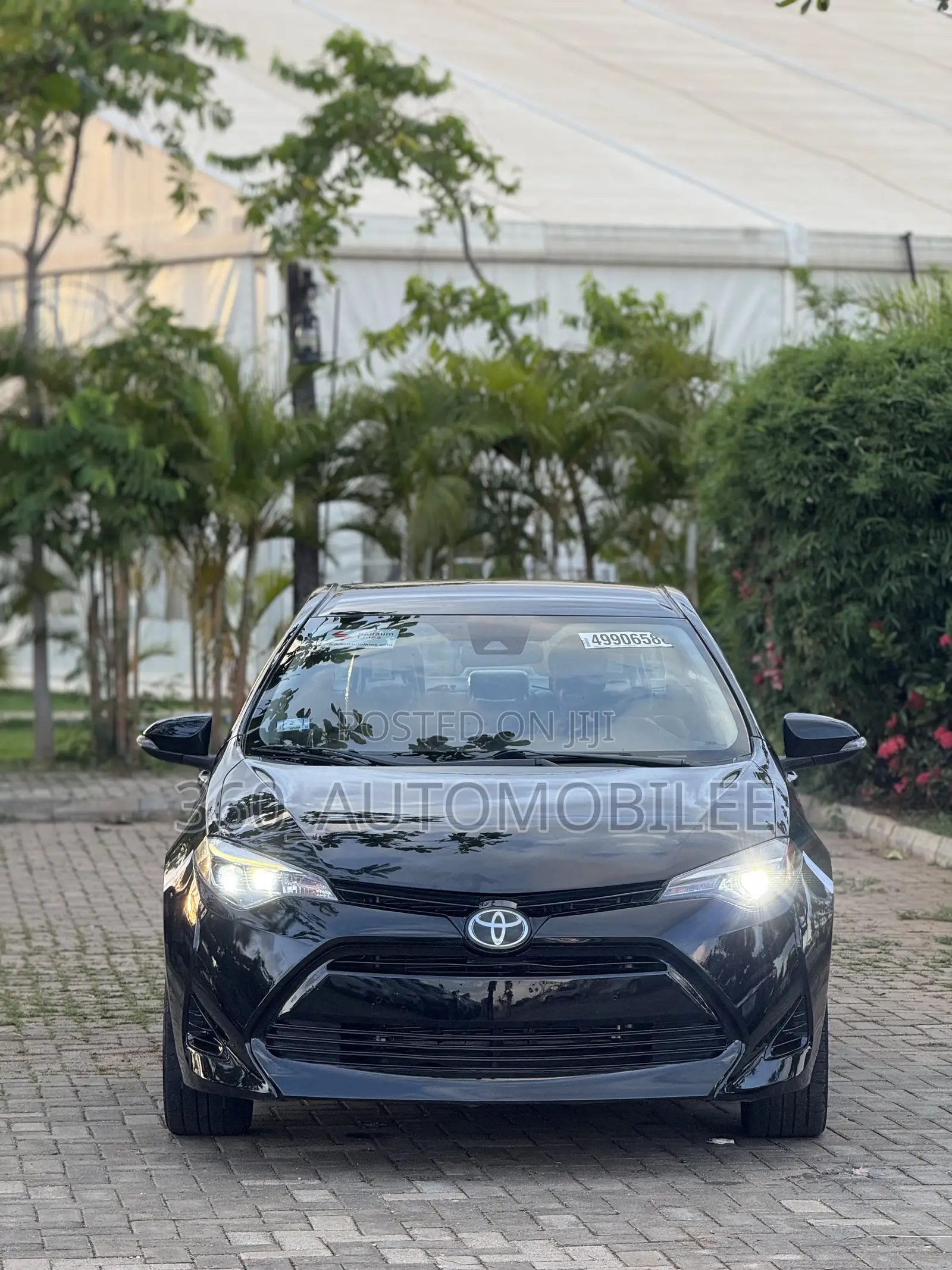 Toyota Corolla SE Special Edition 4dr Sedan (1.8L 4cyl CVT) 2017 Black