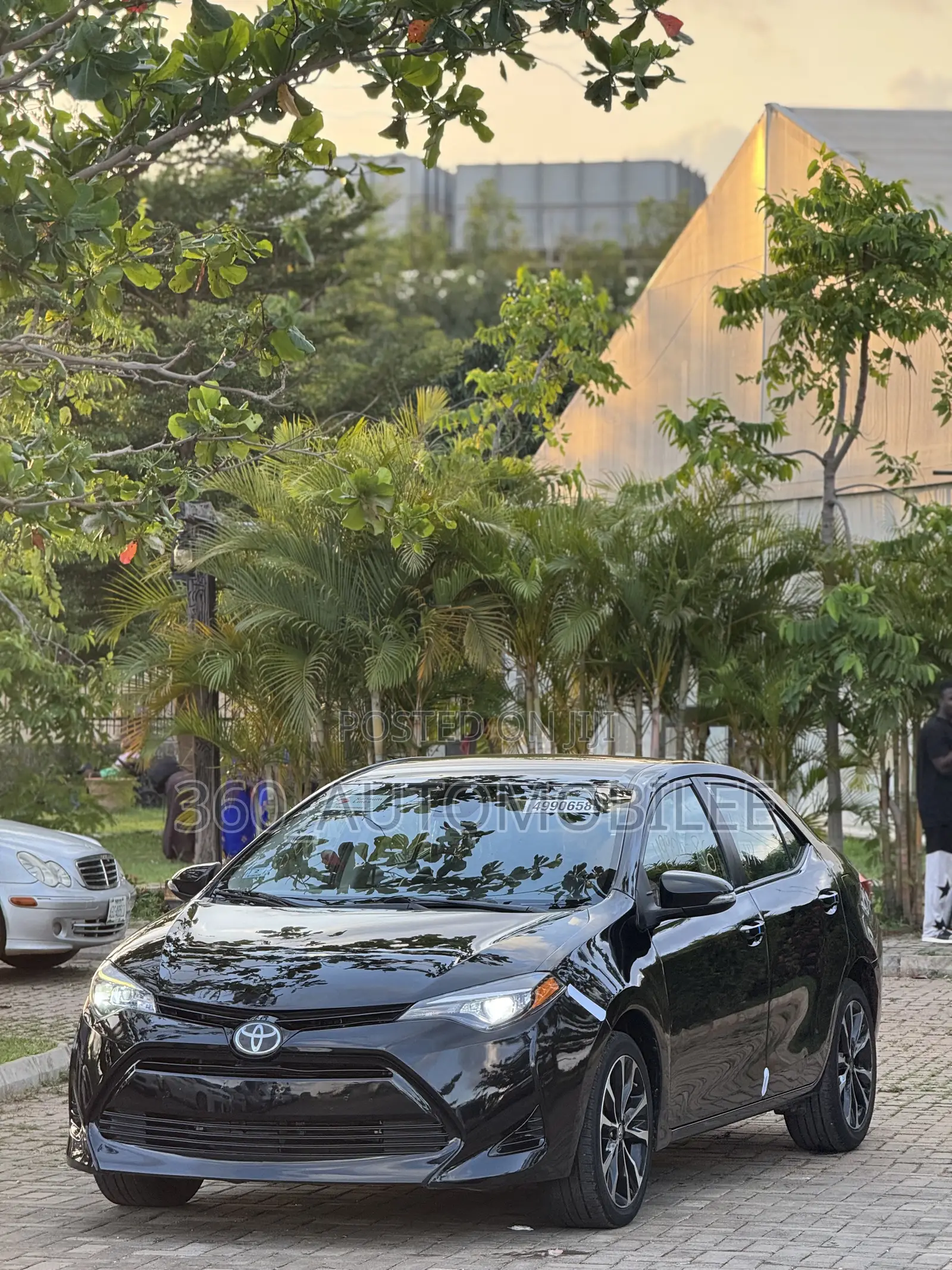 Toyota Corolla SE Special Edition 4dr Sedan (1.8L 4cyl CVT) 2017 Black