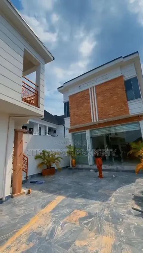 4bdrm Duplex in Royal, Rukpokwu for sale