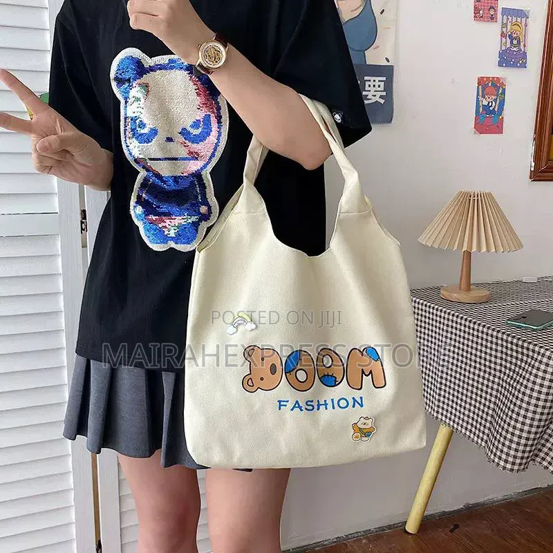 Boom Fashion Large Capacity Thick Zipless Tote Bag