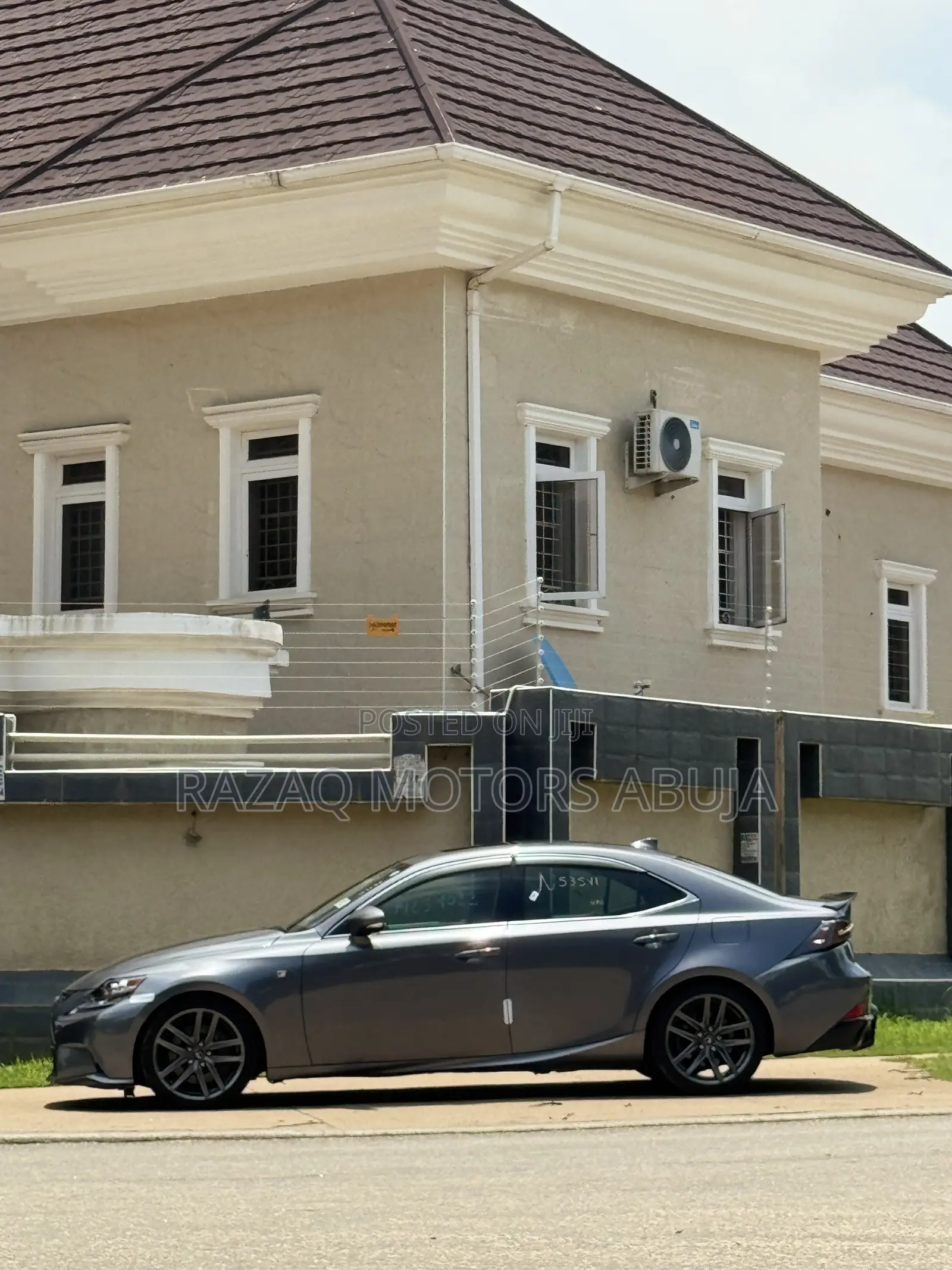 Lexus IS 300h 4WD 2016 Gray