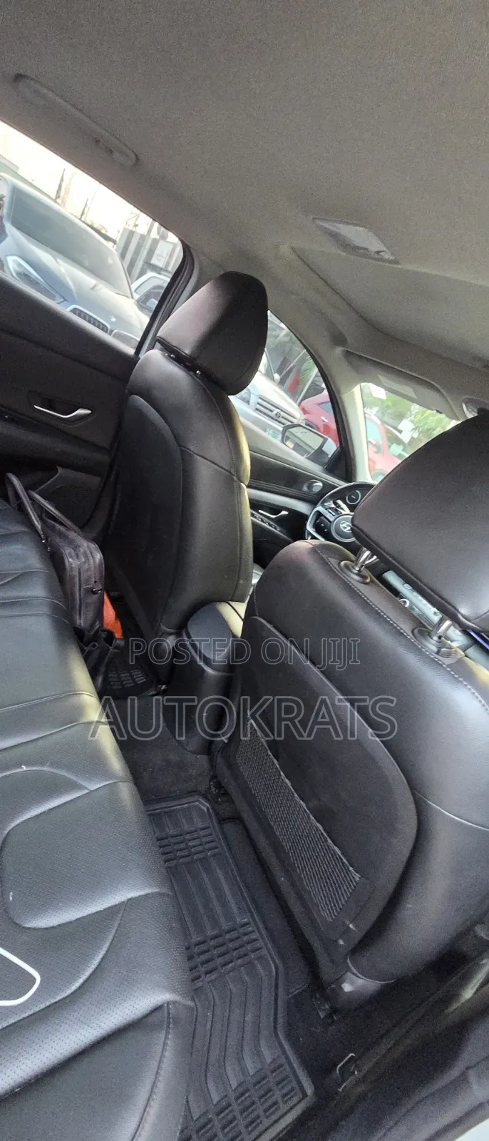 Hyundai Elantra Limited 2022 White