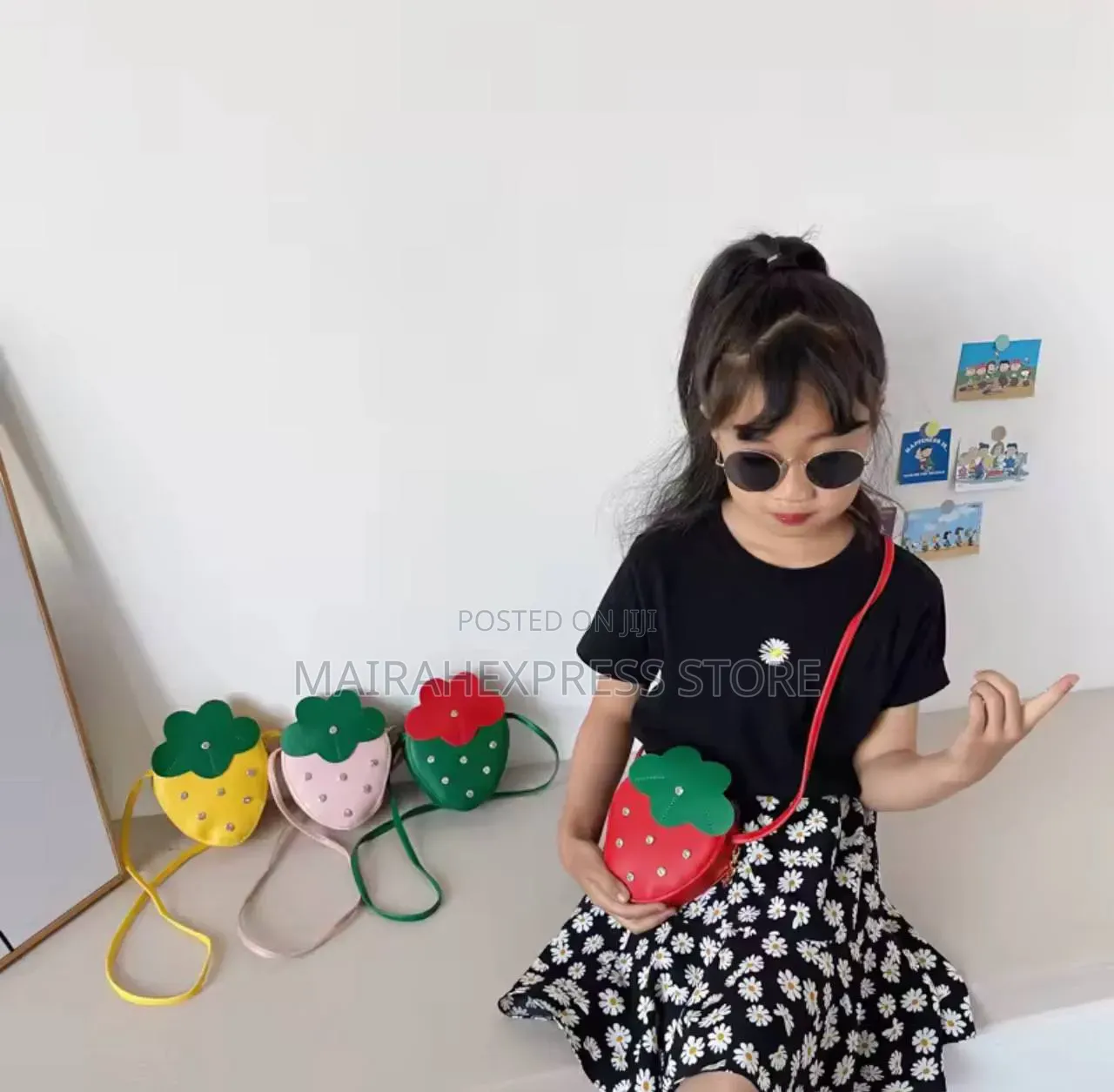 1pc Fashion Studded Strawberry Shape Mini Girls Shoulder/Crossbody Bag