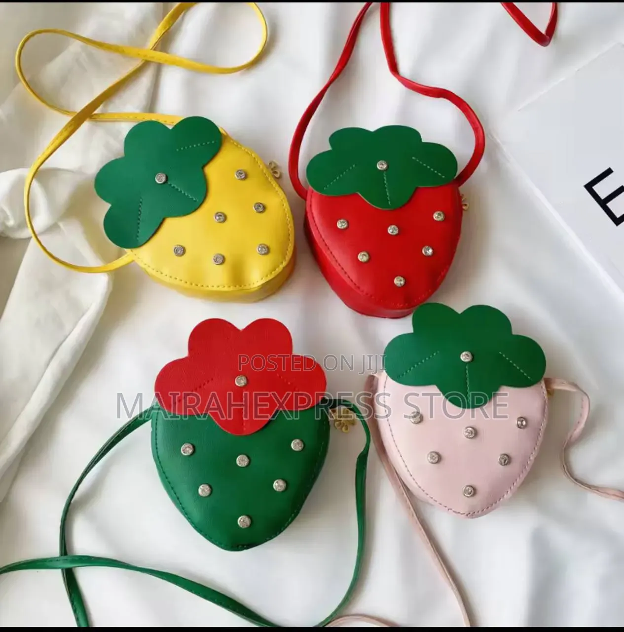 1pc Fashion Studded Strawberry Shape Mini Girls Shoulder/Crossbody Bag