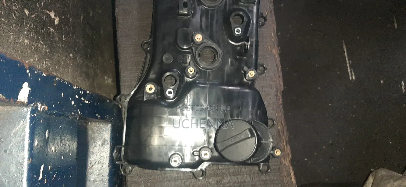 Plastic Valve Cover