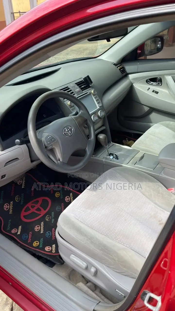 Toyota Camry 2011 Red