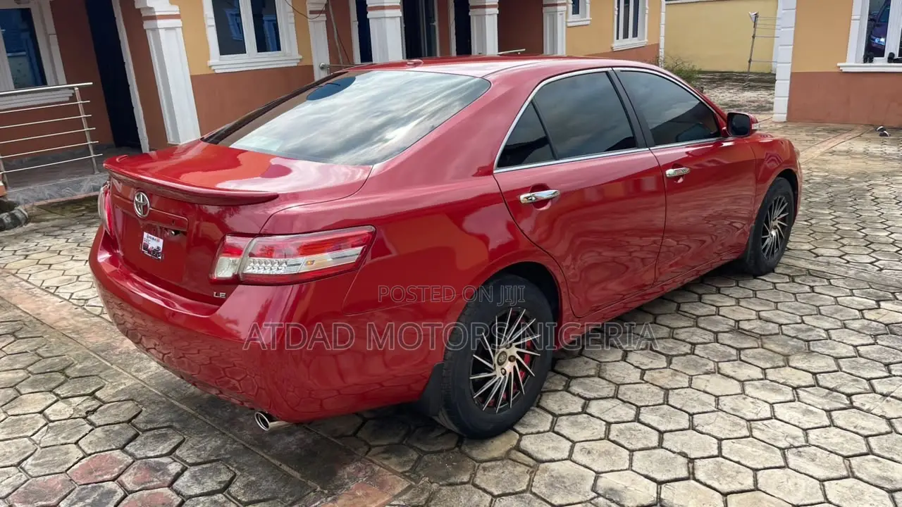Toyota Camry 2011 Red