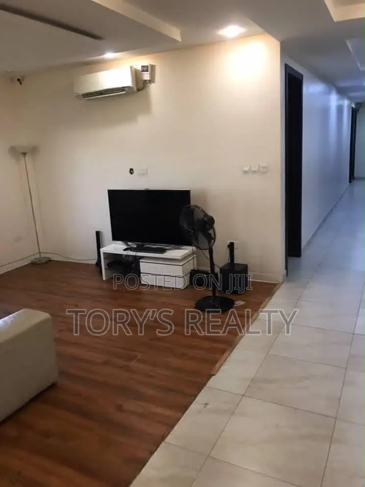 5bdrm Duplex in Ikate for rent