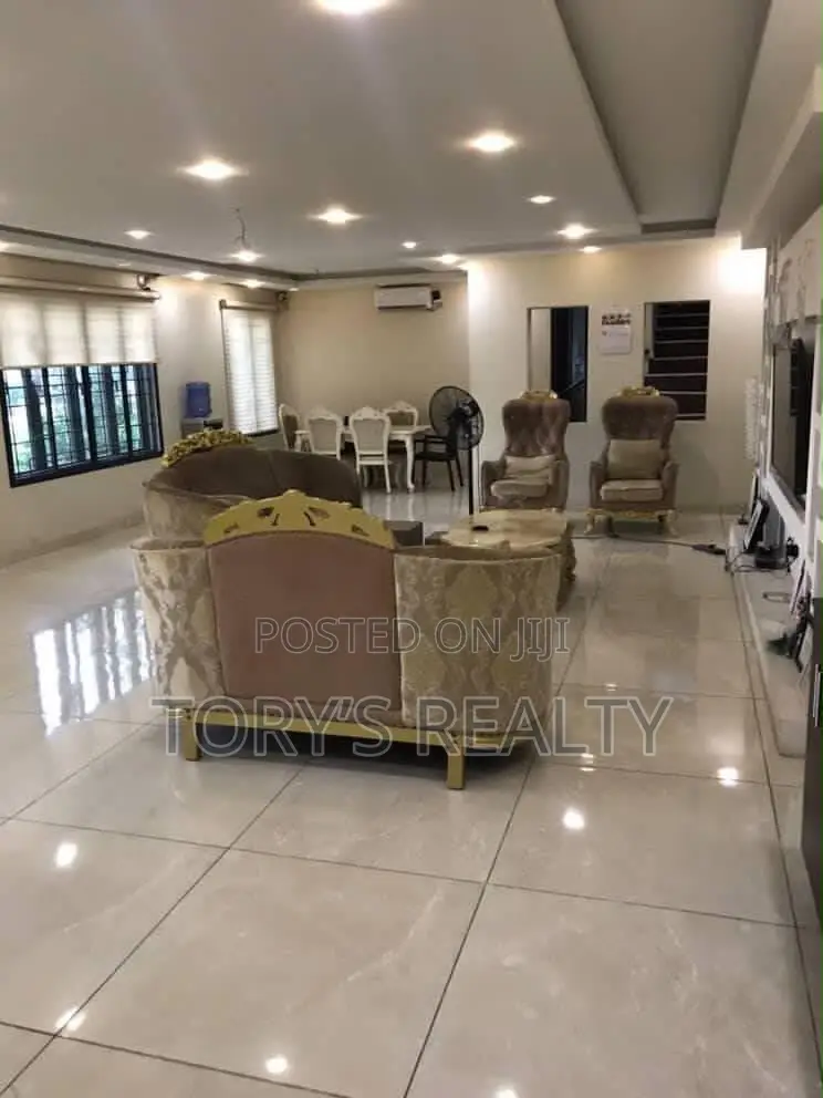 5bdrm Duplex in Ikate for rent