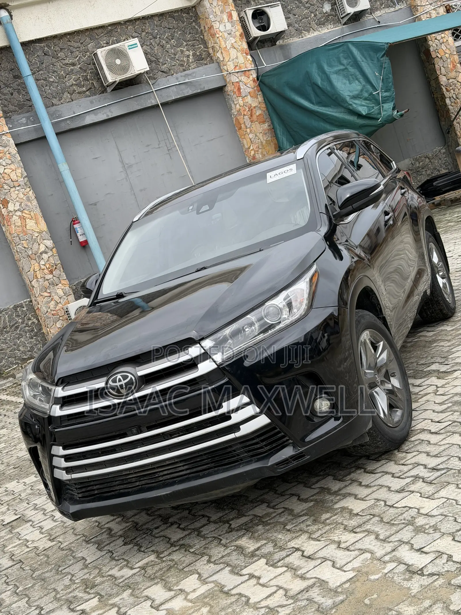Toyota Highlander XLE 4x4 V6 (3.5L 6cyl 8A) 2018 Black
