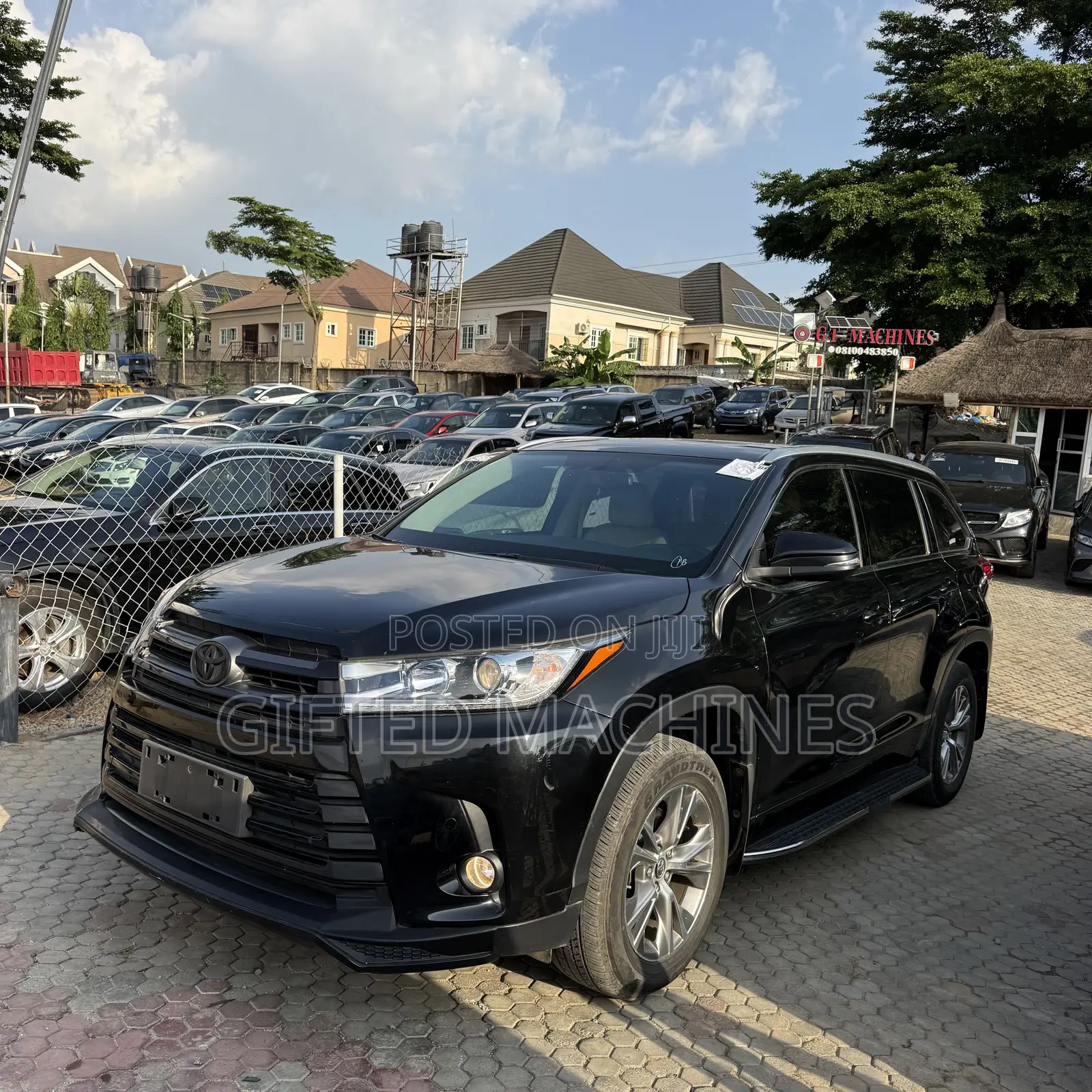 Toyota Highlander XLE 4x4 V6 (3.5L 6cyl 8A) 2018 Black