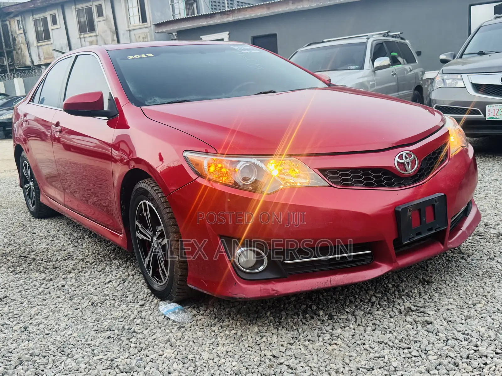 Toyota Camry SE V6 4dr Sedan (3.5L 6cyl 6A) 2012 Red