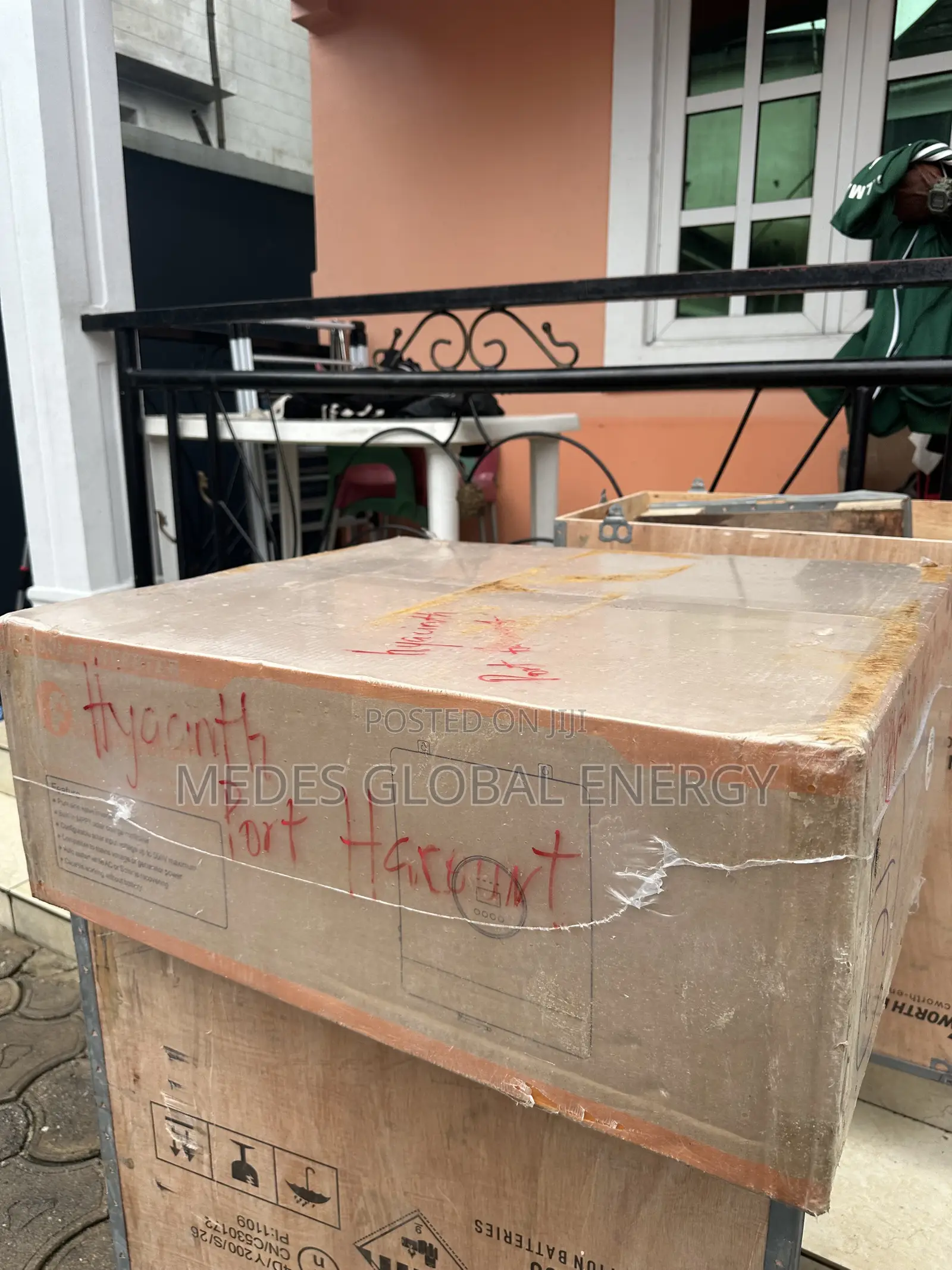 12kva 48volts Felicity Ivem Hybrid Inverter.