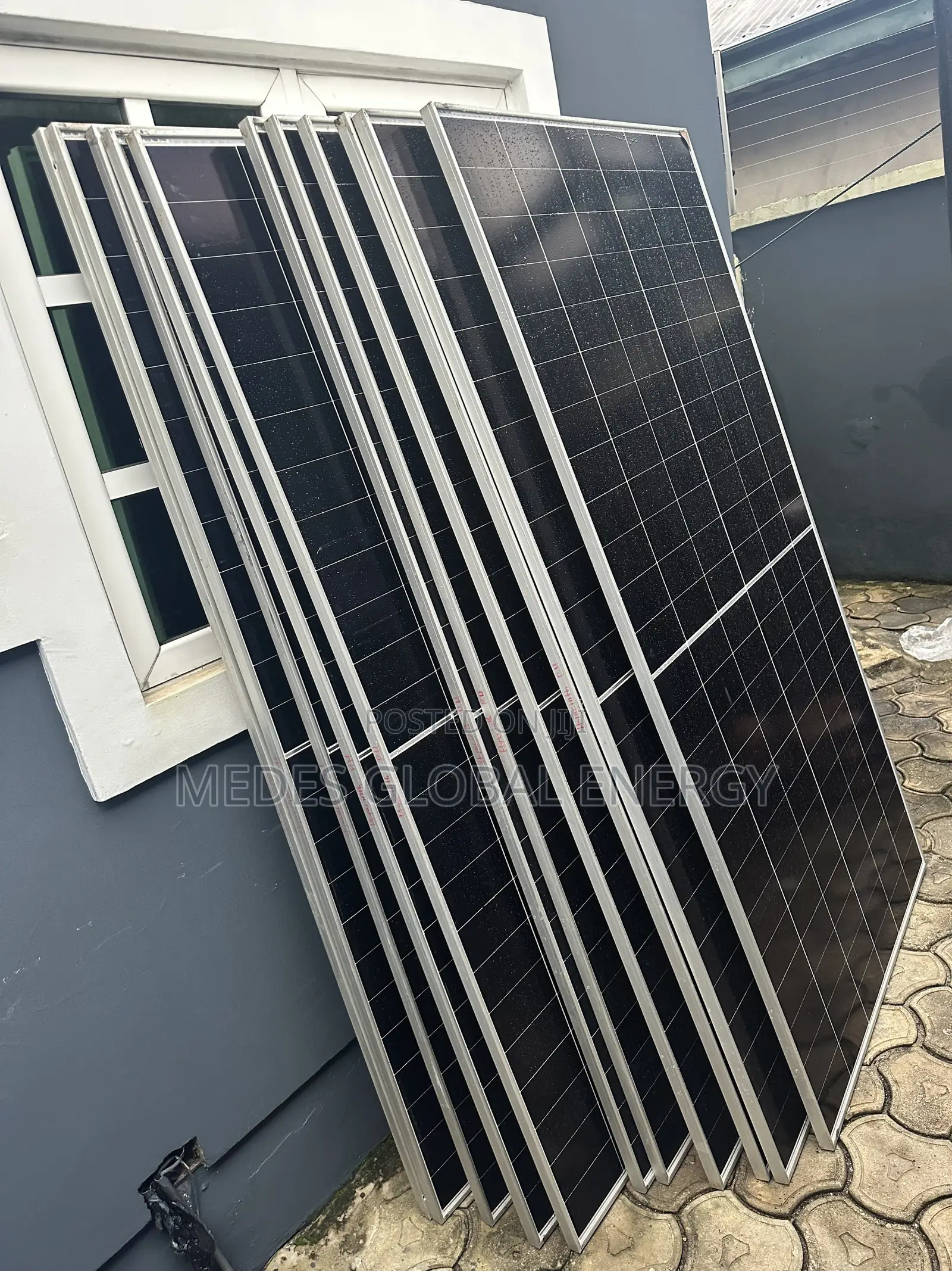 670 Watts Jinko Solar Panel