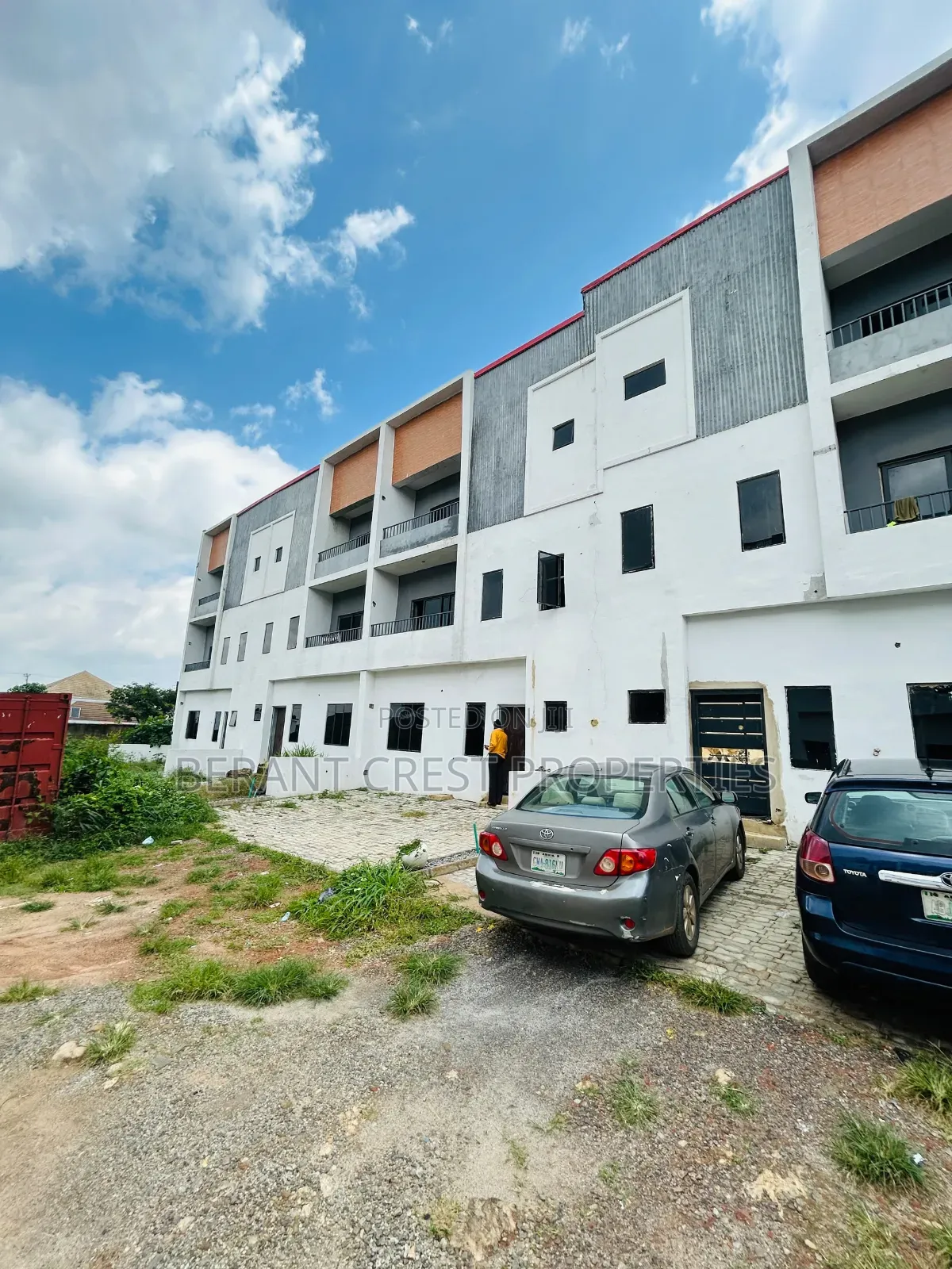 4bdrm Townhouse/Terrace in Kabusa Gardens, Lokogoma for sale