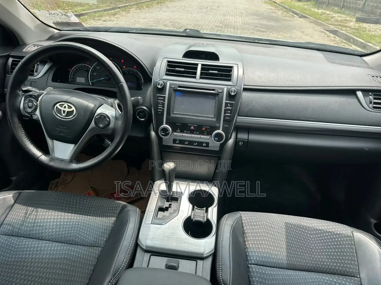 Toyota Camry SE V6 4dr Sedan (3.5L 6cyl 6A) 2012 Black