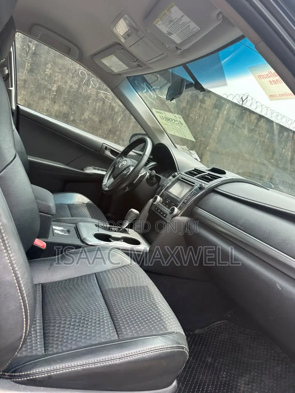 Toyota Camry SE V6 4dr Sedan (3.5L 6cyl 6A) 2012 Black