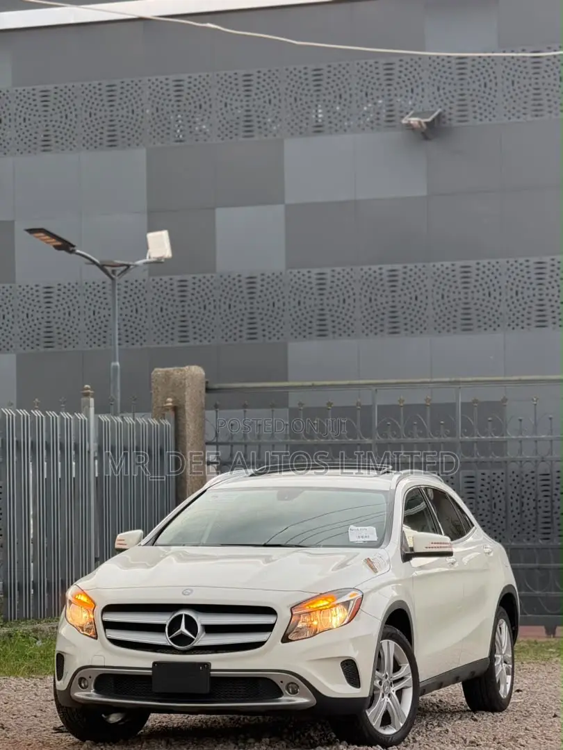 Mercedes-Benz GLA 250 2015 White