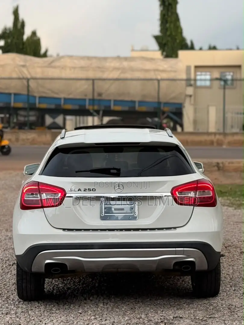Mercedes-Benz GLA 250 2015 White