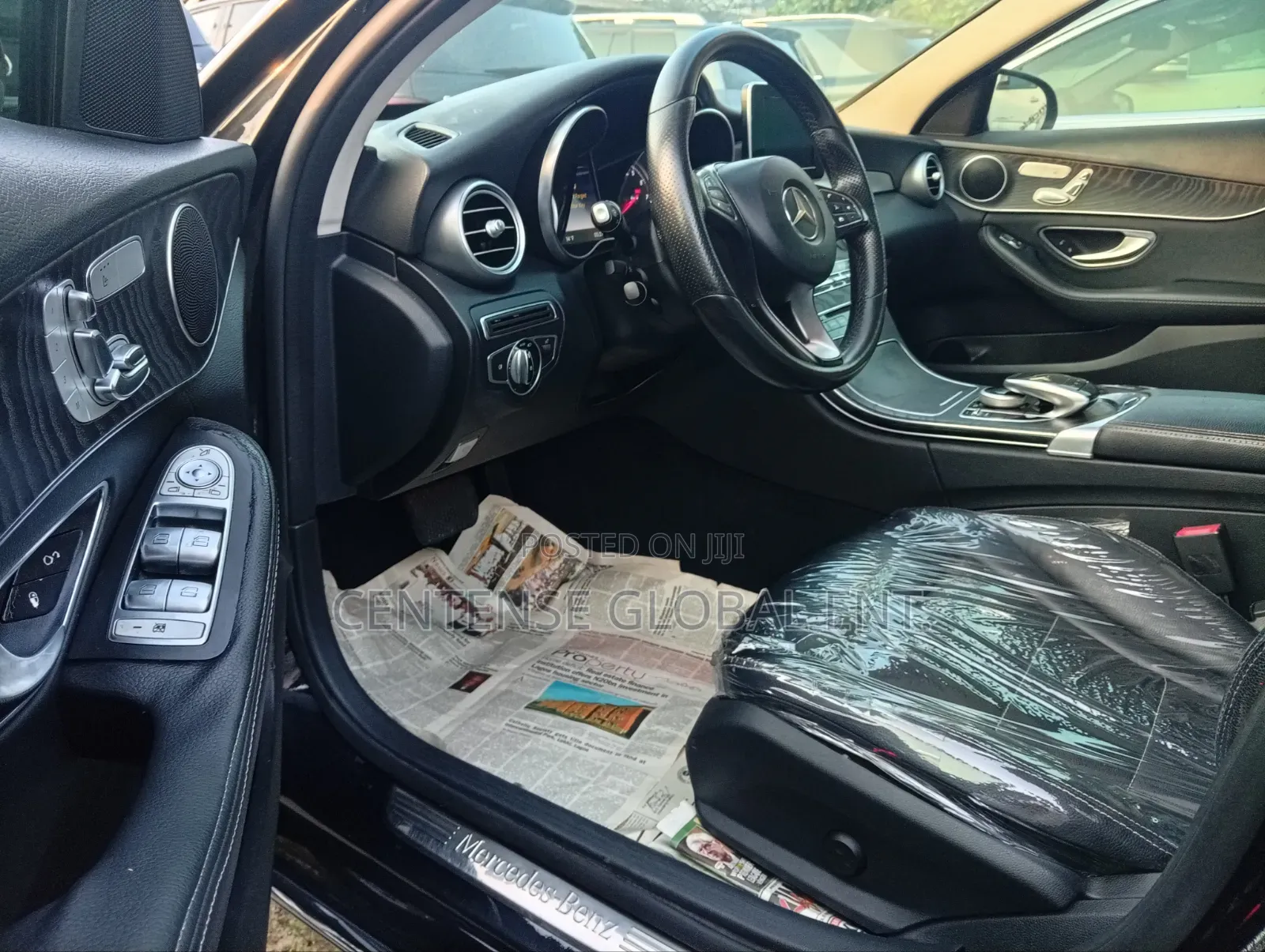 Mercedes-Benz C300 2016 Black
