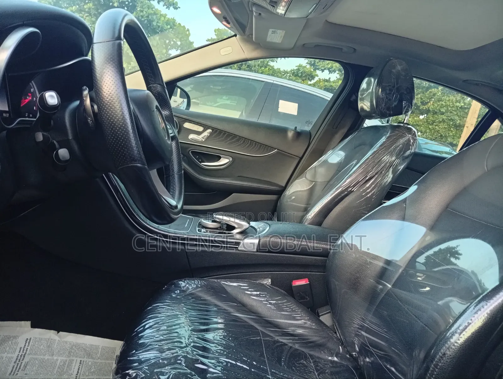 Mercedes-Benz C300 2016 Black