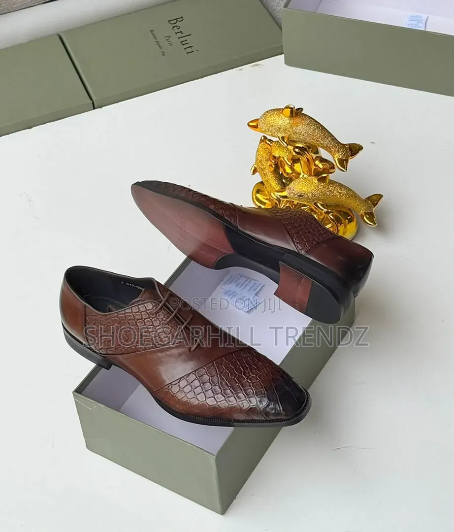 Berluti Pointed Toe Oxford Shoes for Men – Luxury Corporate Wear