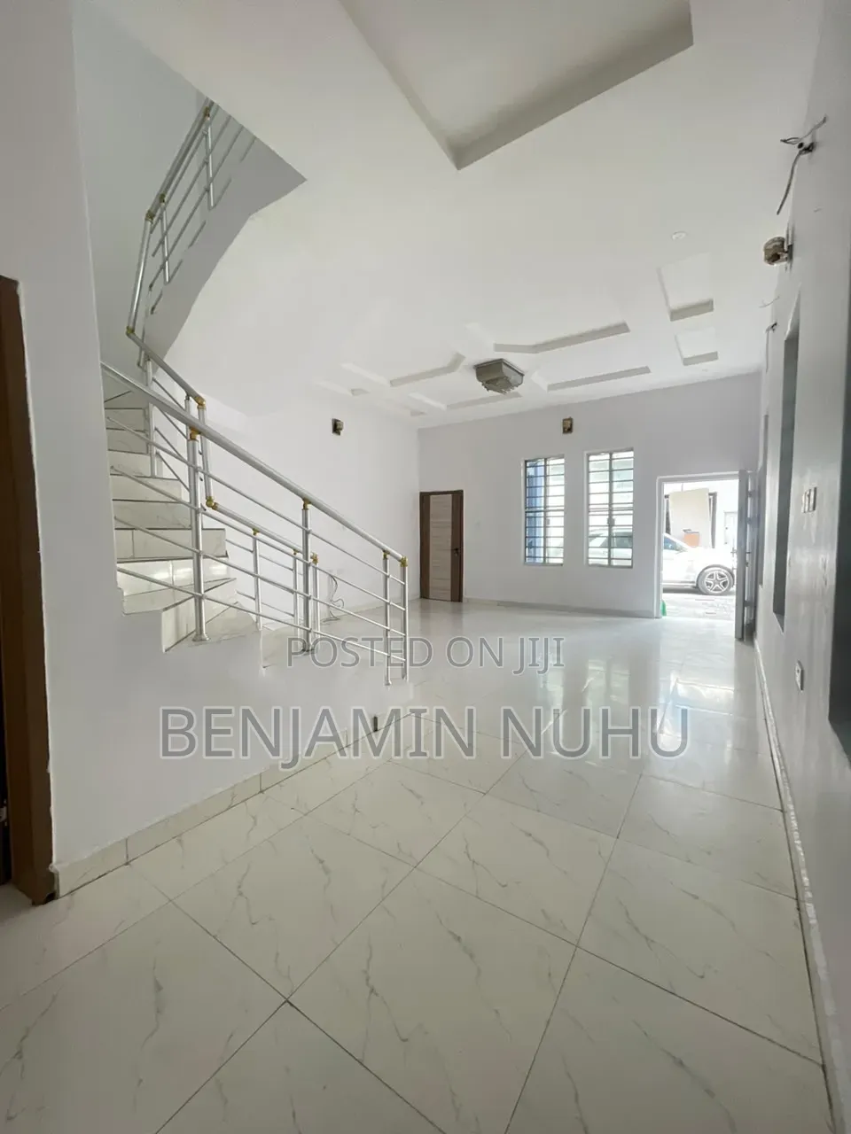 4bdrm Duplex in Orchid Road, Just By, Lafiaji for rent