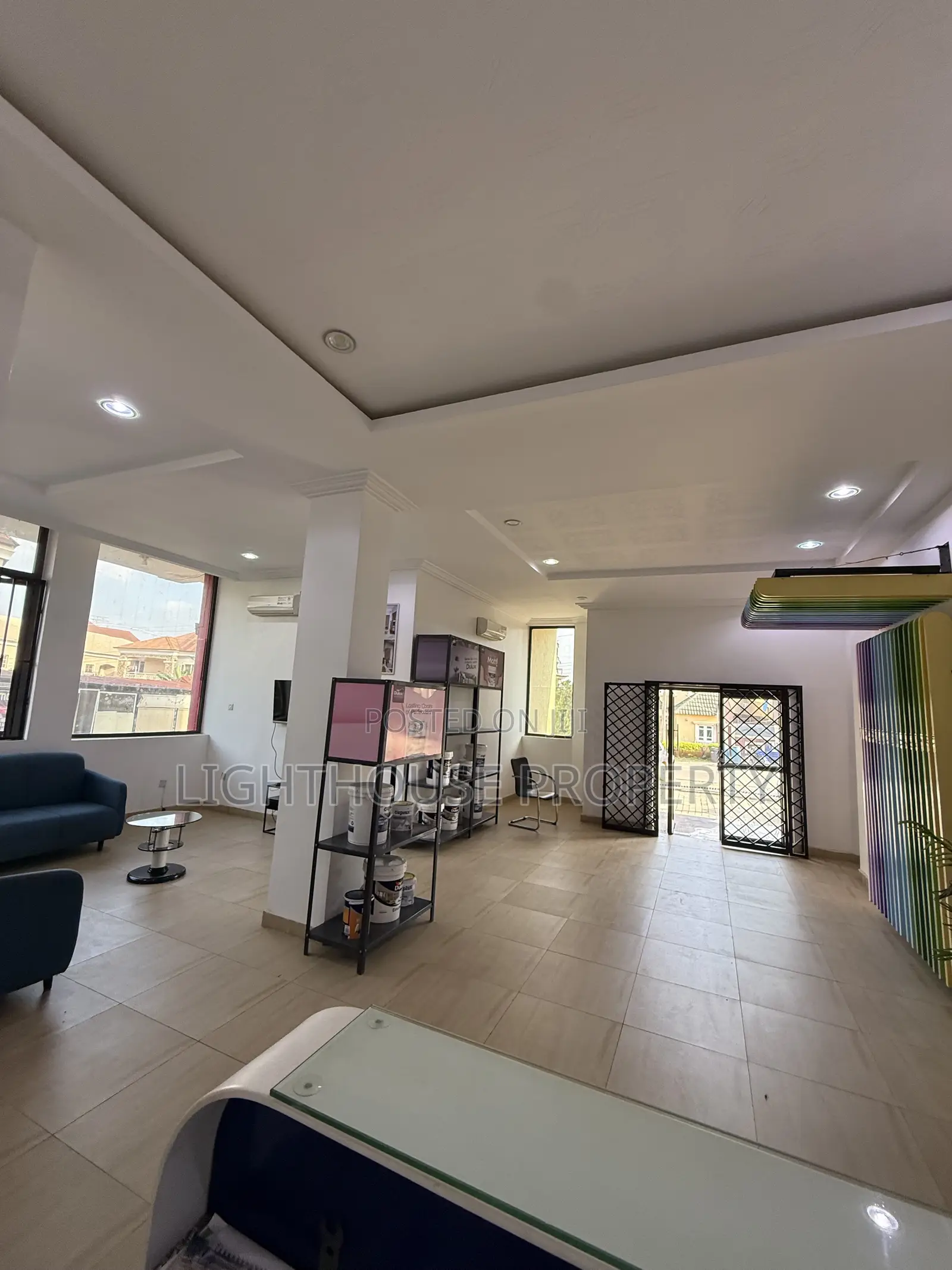 165 SQM Ground Floor Space With Easy Accessible Tarred Roads
