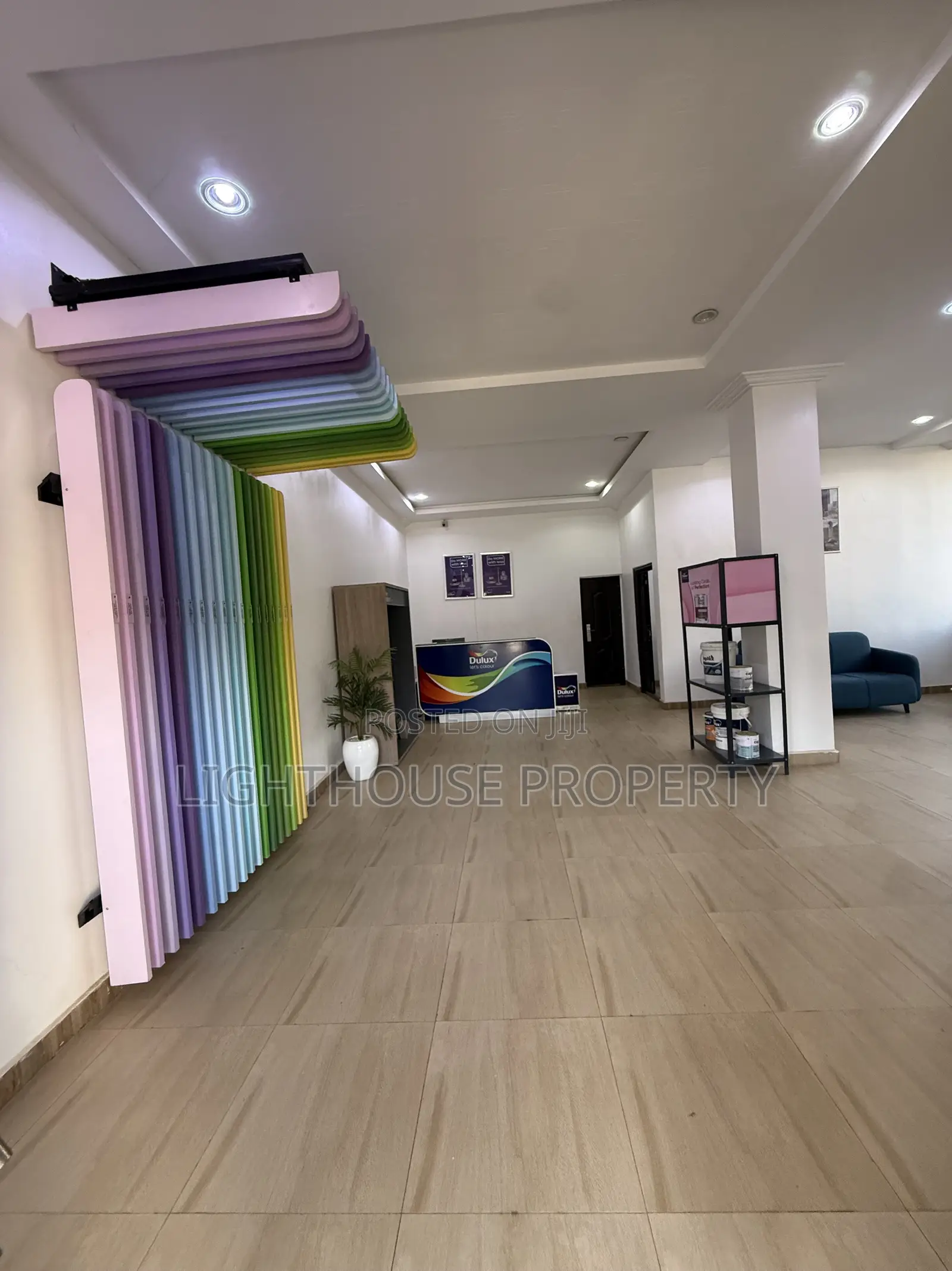 165 SQM Ground Floor Space With Easy Accessible Tarred Roads