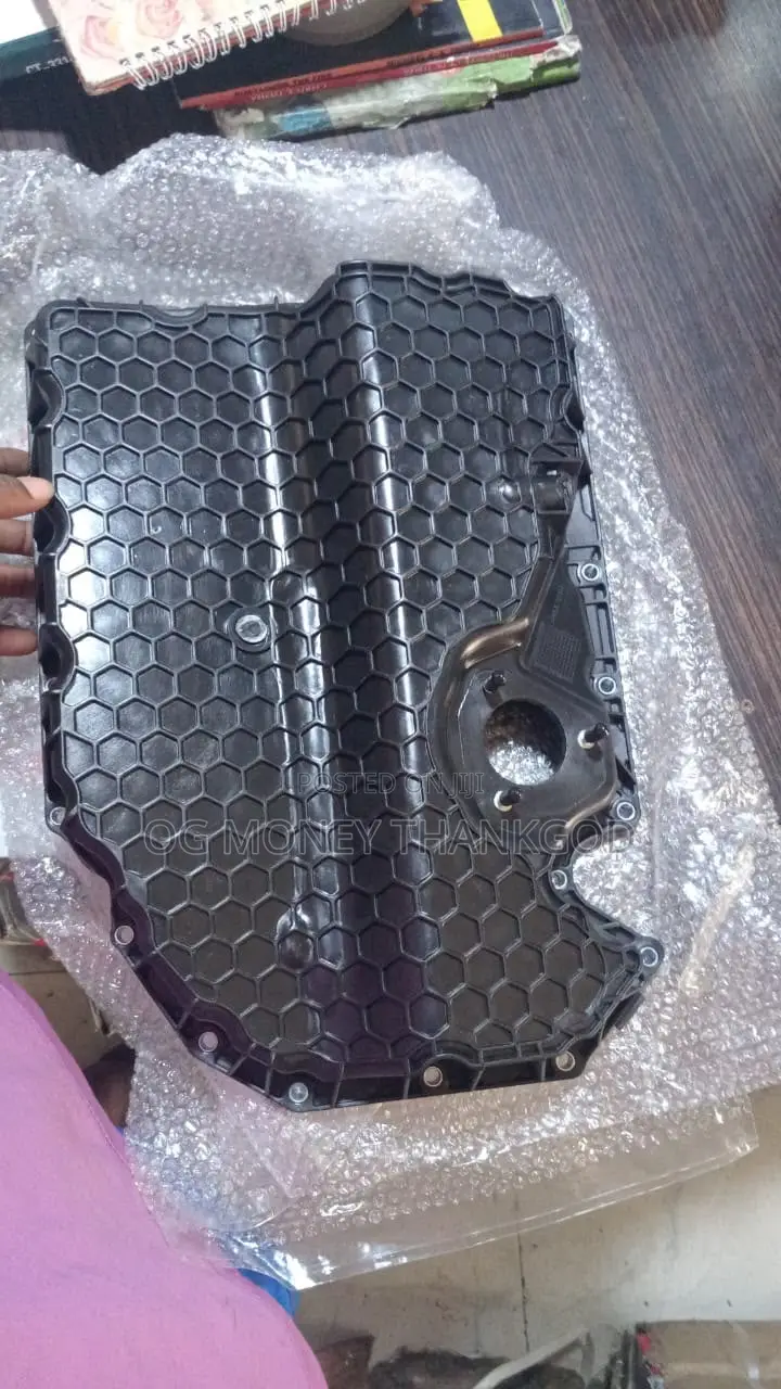 Golf 7 Tiguan Passat Tsi Engine Plastic Sump
