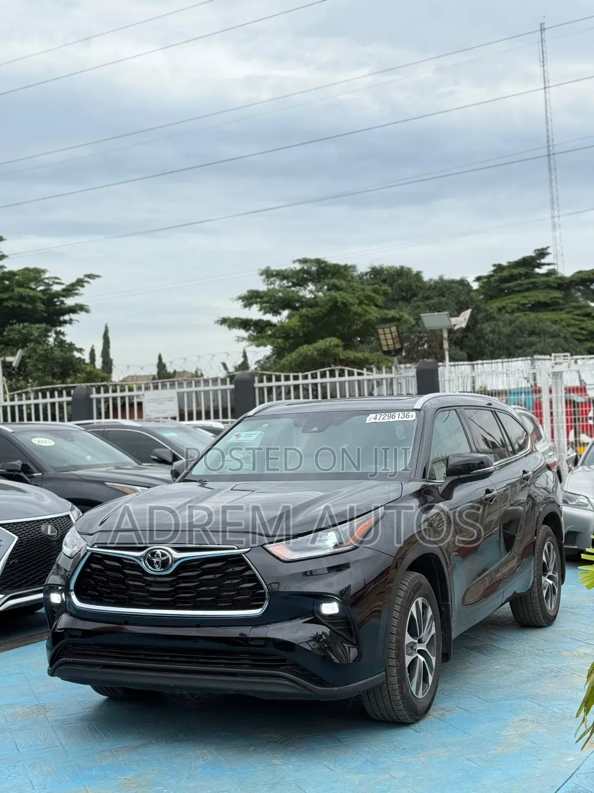 Toyota Highlander XLE 2022 Black
