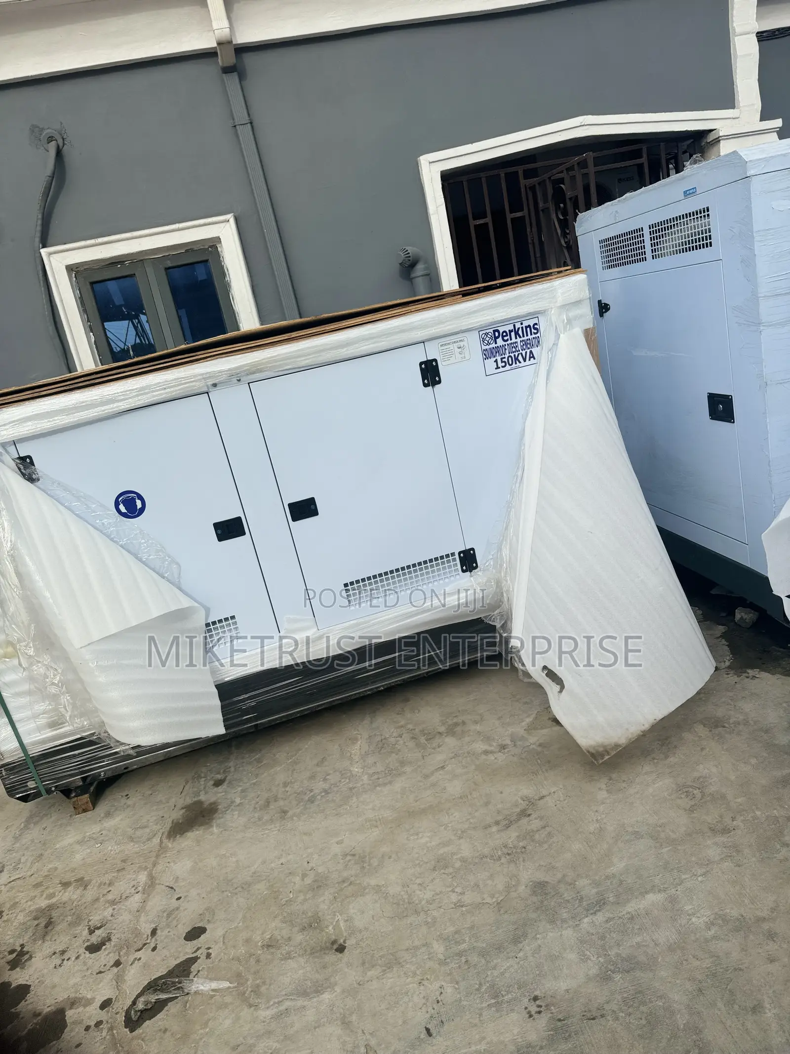 150Kva Perkins Diesel Soundproof Generator With