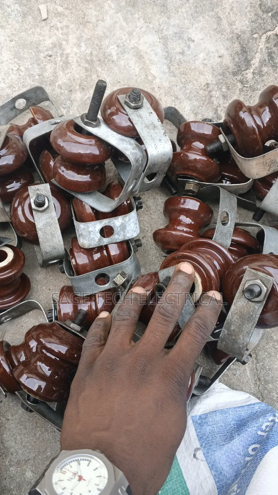 11kv Pin Insulators D Iron