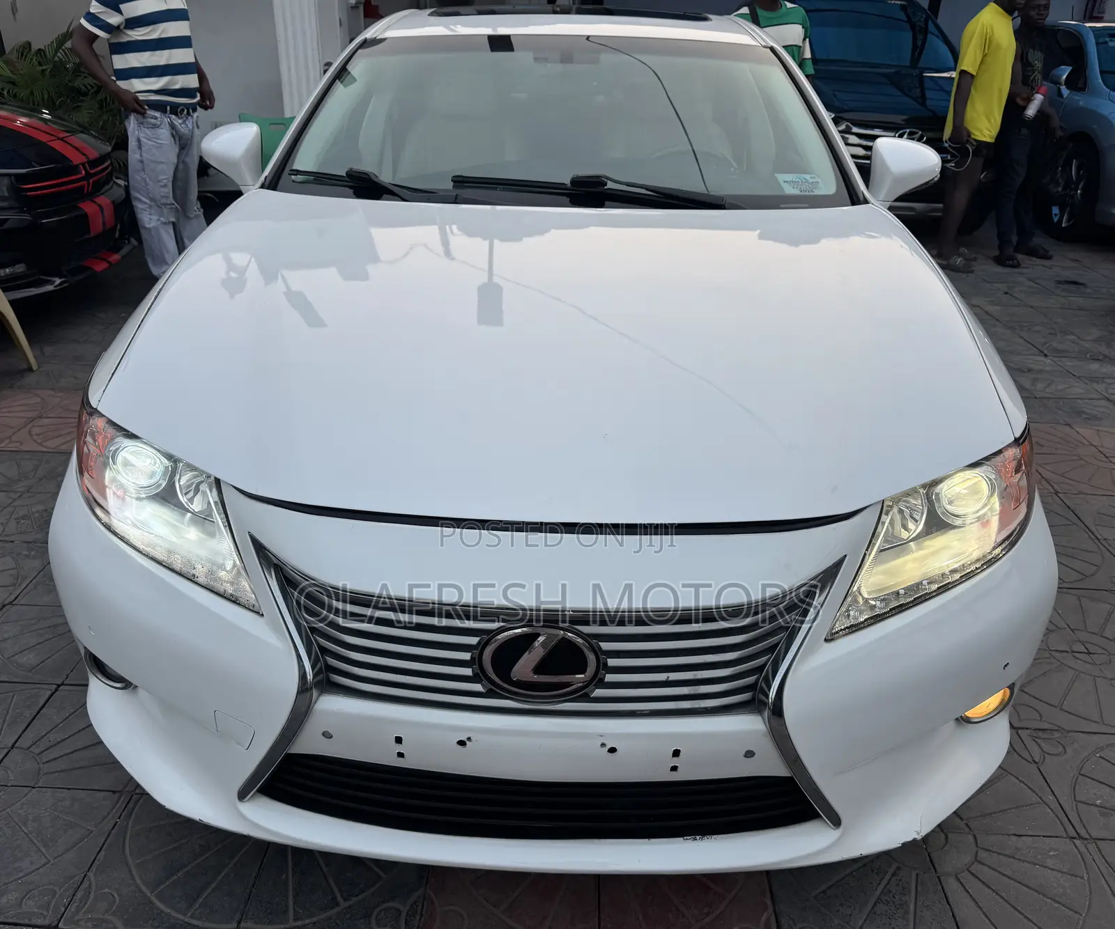 Lexus ES 350 FWD 2014 White