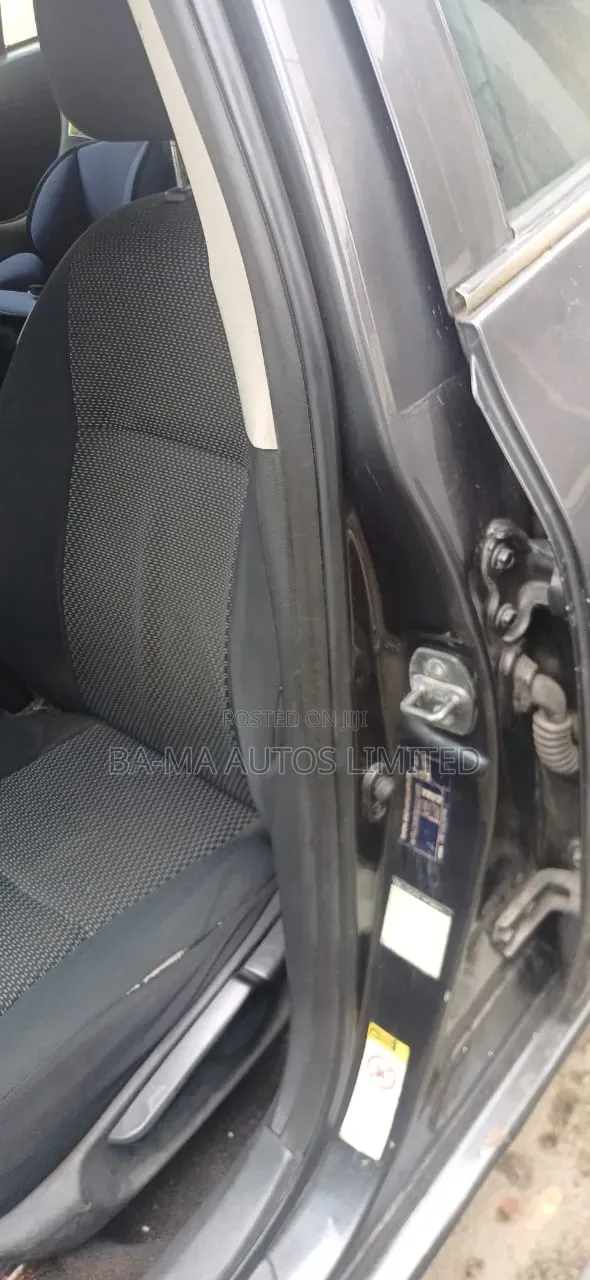 Toyota Corolla 2012 Gray