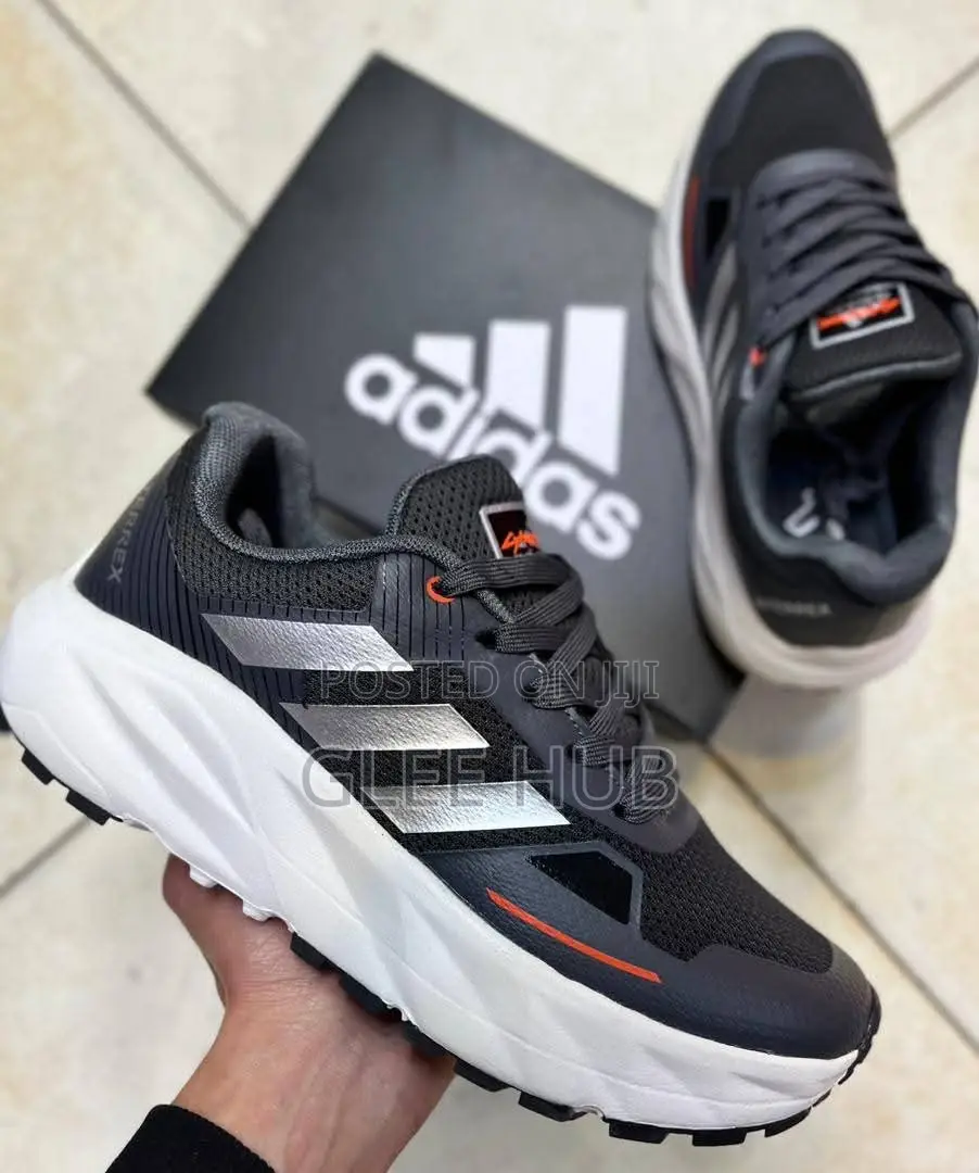 Adidas Quality Sneakers