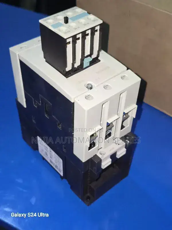 3rt1044-1bb44 | Siemens Power Contactor, AC-3 65A, 30 kW 24VDC,2NO NC